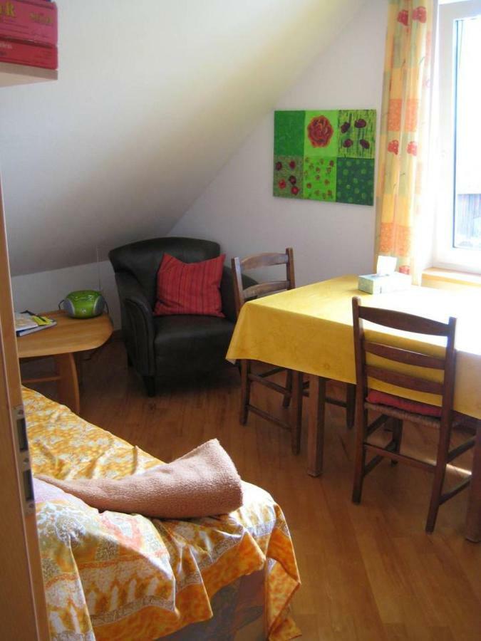 Pluderhausen Moebliertes Zimmer, Pluederhausen מראה חיצוני תמונה